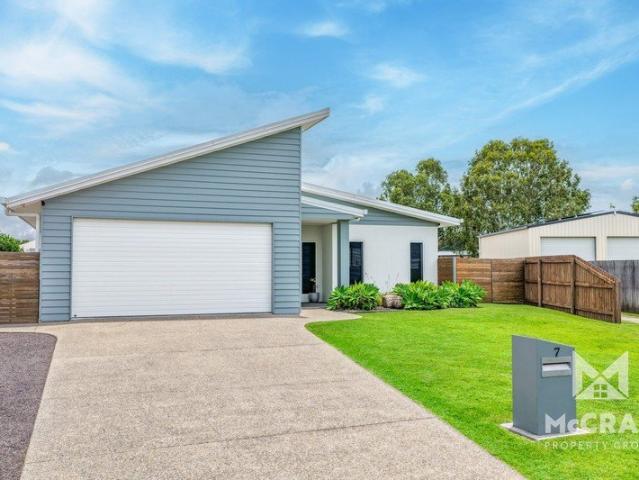 YOUR NORTH QUEENSLAND LIFESTYLE STARTS HERE JUST IN TIME FOR CHRISTMAS!