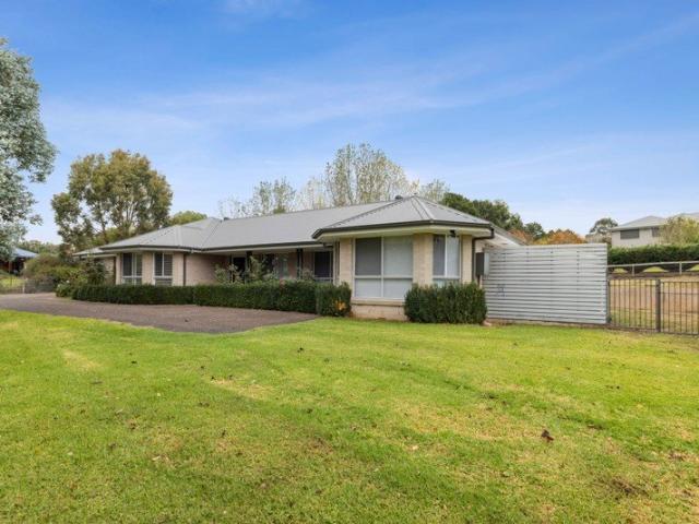 Your Own Family Sanctuary on 2,180m²