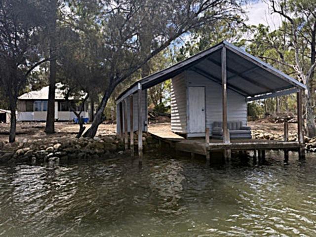Island Life Done Right Your Own Slice of Cooleenup Paradise 38mt River Frontage