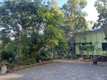 House to rent in Childers, Bundaberg Regional - Balcony