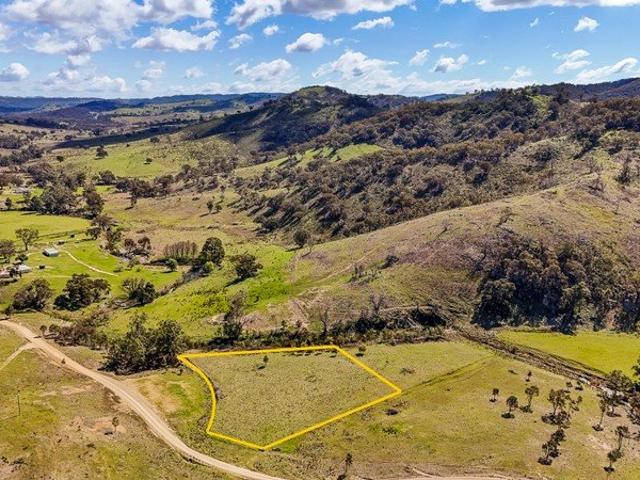 YOUR OWN POCKET OF THE COUNTRYSIDE
