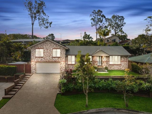 Your Own Private Oasis in Upper Kedron