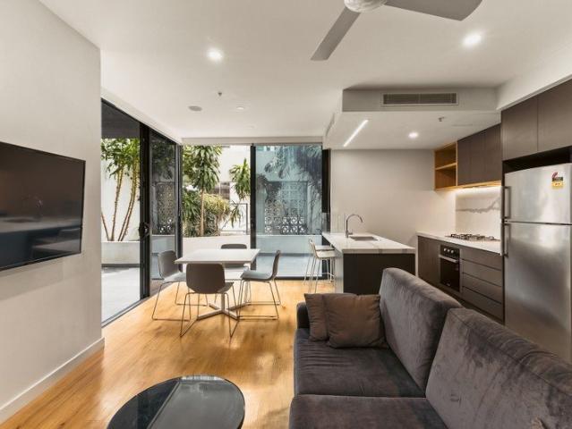 Your Own Private Courtyard in the Heart of Kangaro