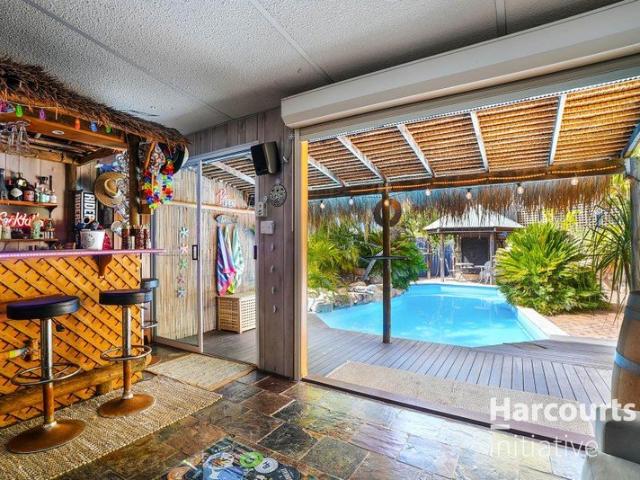 Your Own Private Resort in the Heart of Ballajura