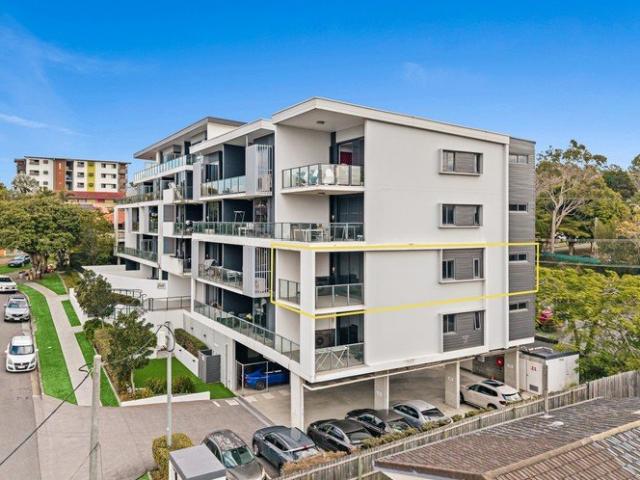 Your Opportunity to Secure a Home in a Prime Macgregor Location