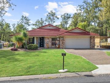 Your Acreage Lifestyle Starts Here Move In, Unwind & Enjoy!