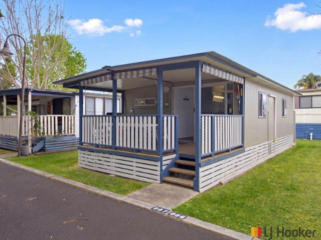Your Affordable South Coast Getaway Beachside, Pet Friendly & Ready to Enjoy! Direct access to Corrigans Beach | Pet Friendly | Sleeps up to 8