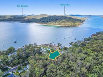 Your Bush to Bay Escape Starts Here!