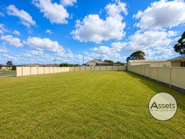 Your Blank Canvas Awaits on Carey Street