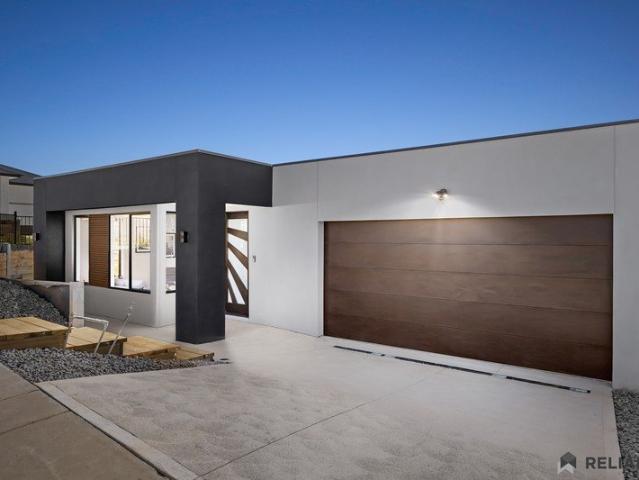 Your Brand New Luxury Escape With Uninterrupted Mountain Views