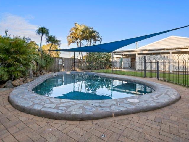 Your Coastal Oasis Awaits Pool, Space & Lifestyle!