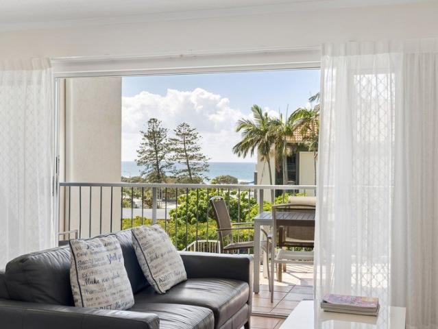 Your Coolum Beach Escape with Ocean Views