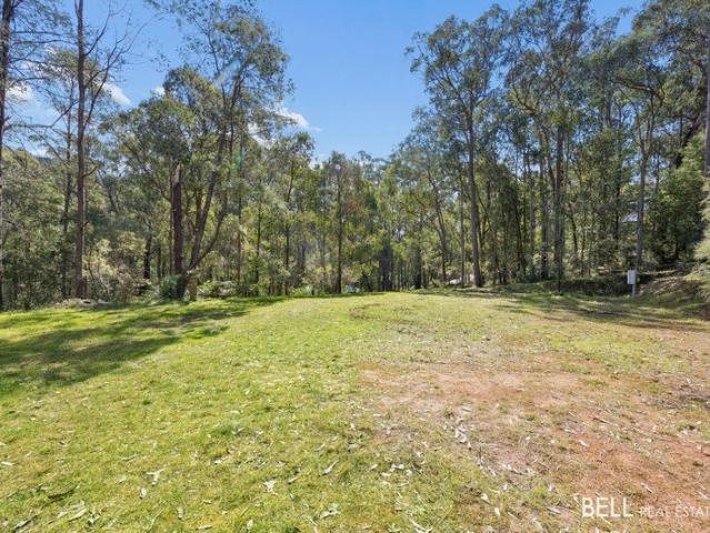 Your Country Escape Awaits Vacant Land with All the Extras!