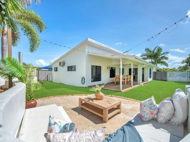 Your Dream Modern Oasis Awaits in Bushland Beach