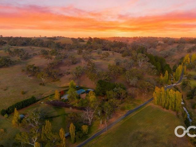 Your Dream Country Escape Just Minutes from Town