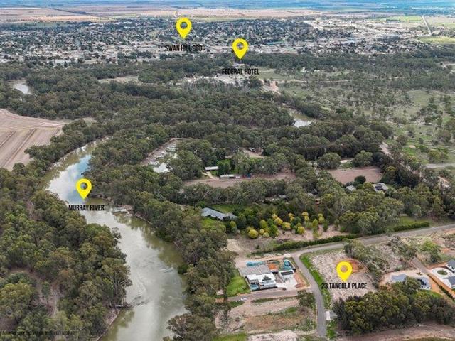 Your Dream Escape in a Private Murray River Estate