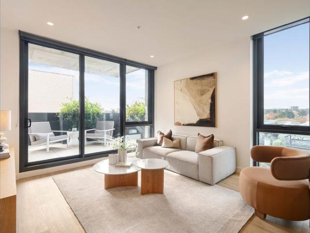 Your Dream Furnished 3 Bedroom Apartment + 6 Weeks Rent Free + Storage Cage + Parking