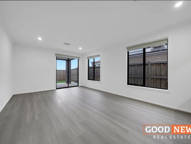 Your Dream Family Home Awaits at Thornhill Park!