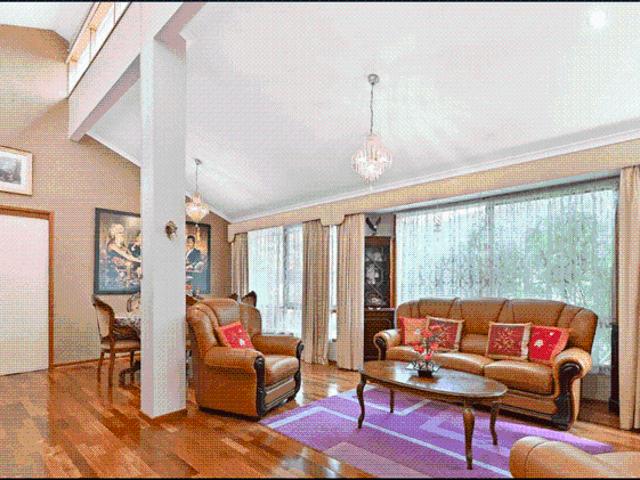Your Dream Family Home Awaits in Narre Warren South!