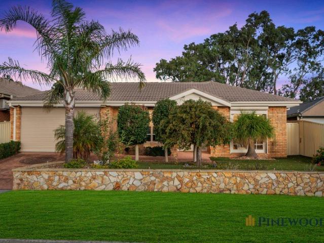 Relax, Entertain & Enjoy Poolside Living in Epping!