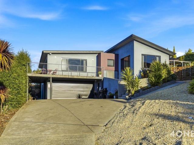 Your Dream Home Awaits at Govett Rise!