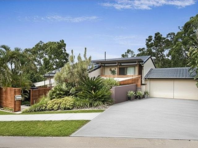 Your Dream Home Awaits Expansive Family Living in Blue Chip Locale!