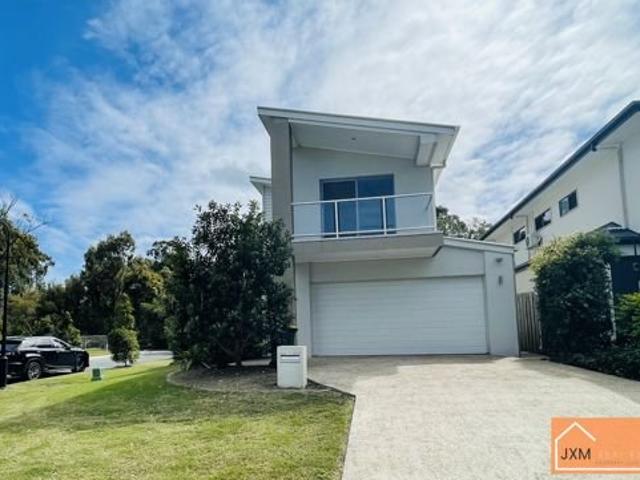 Your Dream Home Awaits in Rochedale Estates!
