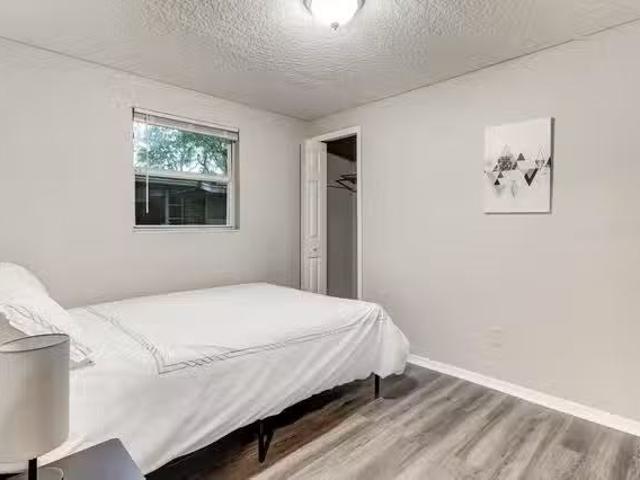 Your Dream Home Awaits: Serenity Meets Convenience in Jacksonv.