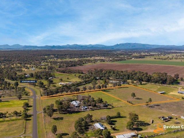 Your Dream Home Starts Here Lifestyle Acres Close to Town