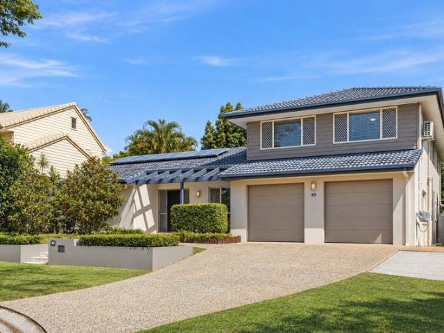 Your Dream Home Realised Showcasing Absolute Lifestyle Perfection in Aspley Grove
