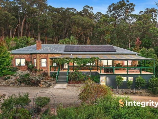 Thousands of acres of state forest and national park at your back gate!