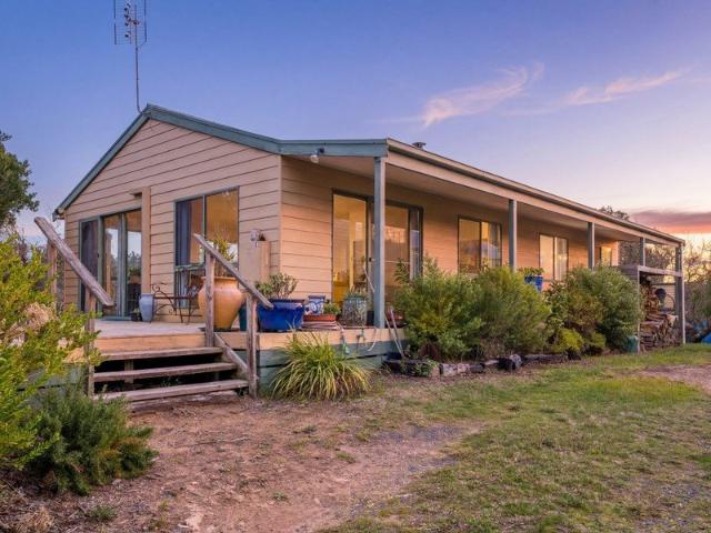 Your Dream Venus Bay Retreat Awaits
