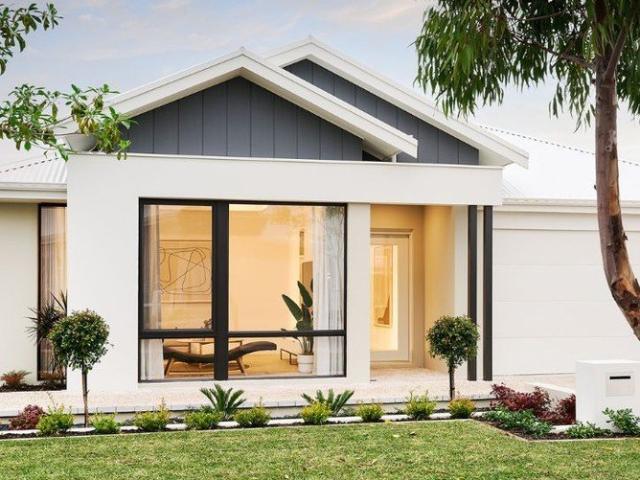 Your family home awaits!
