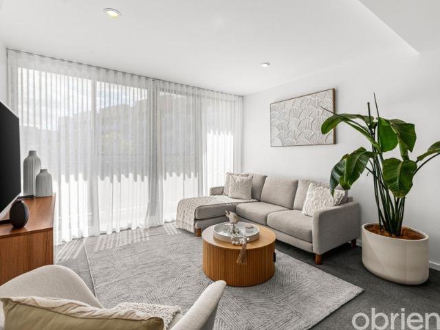 Your Gateway to the Wyndham Harbour Lifestyle. Can you picture it?