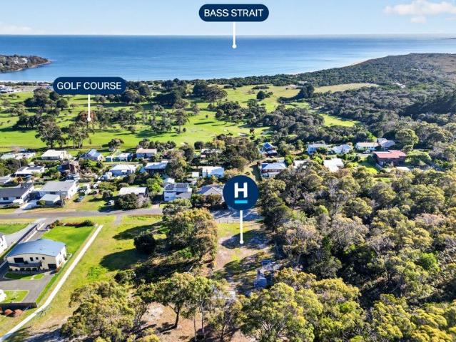 YOUR GREENS BEACH ESCAPE SPACE, PRIVACY & POSSIBILITIES