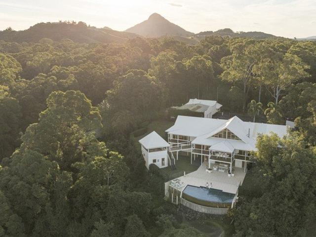 Your hinterland dream protected views, privacy & useable land