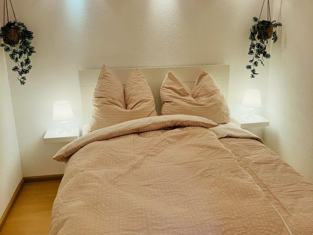 Your home away from home – fully furnished cozy apartment in Oranienburg, 30 min to Berlin, Oranienburg Amsterdam Apartments for Rent