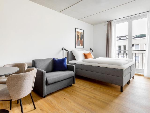 Your Ludwigsplatz HQ: Stylish 3 Bedroom Apartment incl. rooftop! ️‍♂️, Passau Amsterdam Apartments for Rent