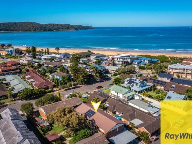 Your Perfect Beachside Escape Coastal Comfort, Just Steps from the Sand