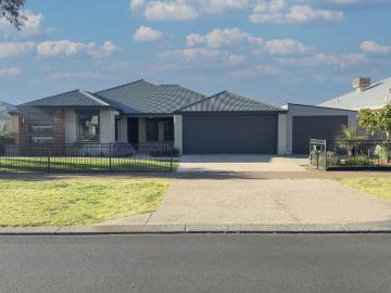 Your Perfect Millbridge Family Home Awaits!