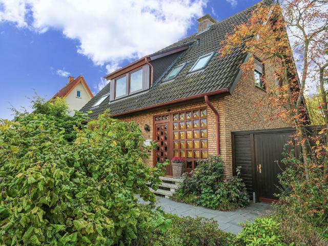 Your Place for a while House Brigitte, Bielefeld Amsterdam Apartments for Rent