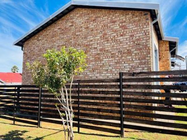 your pristine roodepoort sanctuary awaits