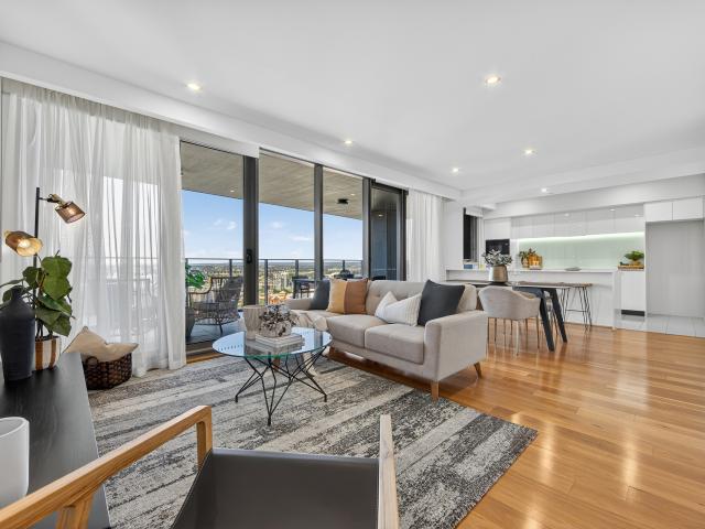 Your private city retreat — with the best of Perth at your door