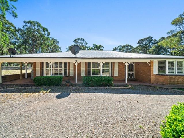 Your Private Acreage Escape