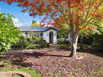Your Private Burradoo Sanctuary Awaits