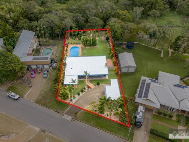 Your Private Family Oasis with Pool, Side Access & No Rear Neighbours