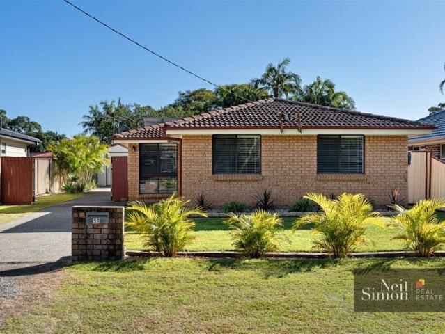 Your Private Family Retreat with Pool, Shed & Room to Grow