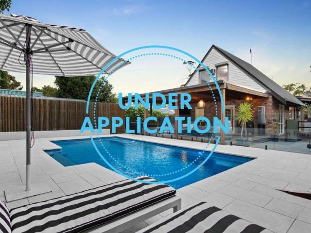 Your Private Poolside Escape in Mount Eliza