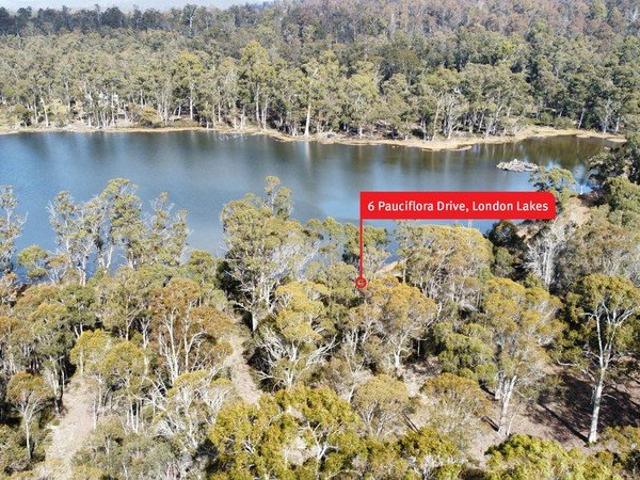 Your Private Waterfront Paradise in the Heart of Tasmania