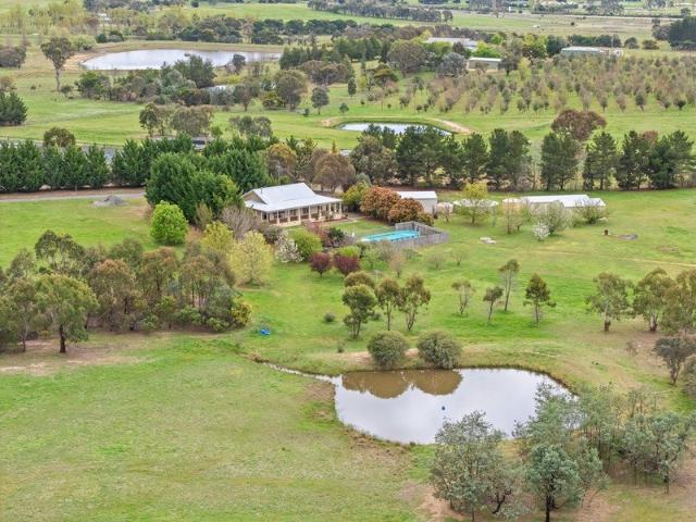 Your rual lifestyle awaits on Canberra's doorstep